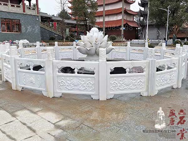 寺庙放生池石栏杆_寺庙放生池石栏杆